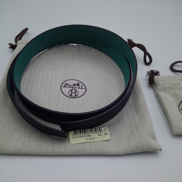 Hermes leather belt with padlock buckle - Picture 2 of 12